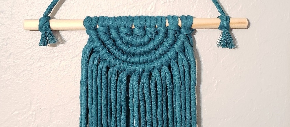 DIY Macrame for Beginners: Macrame Patterns and Knots Guide