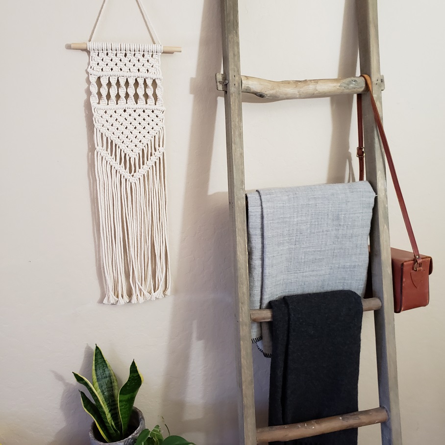 WallHanging_Indoors